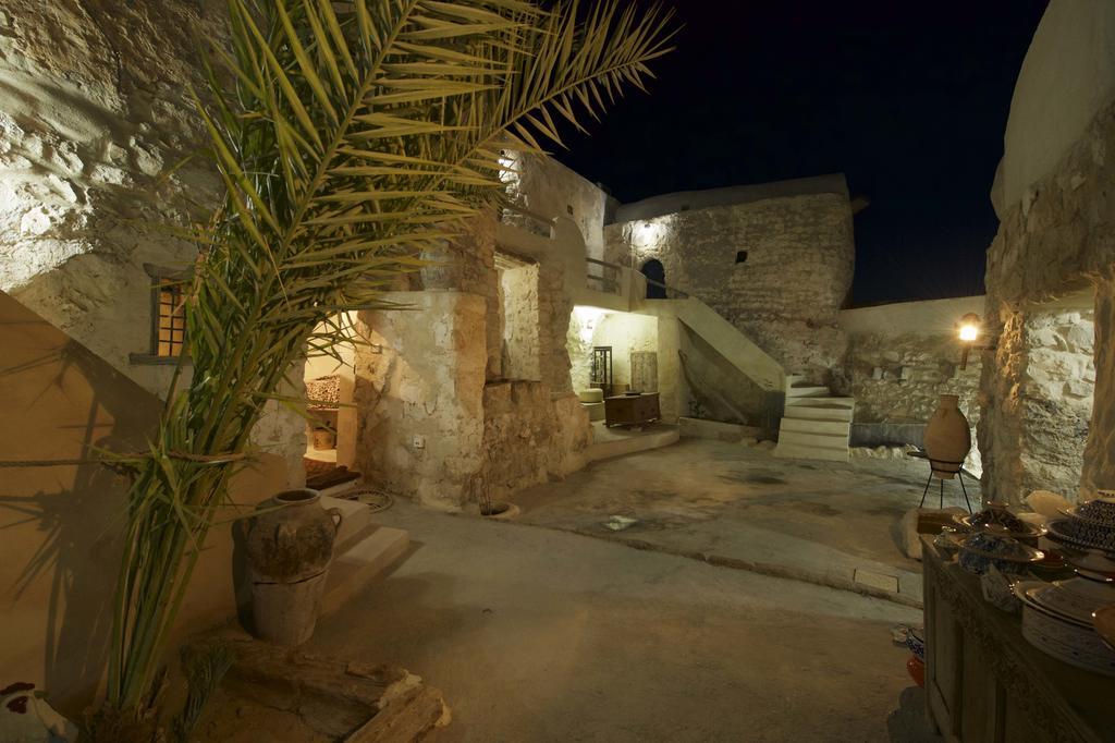 Auberge De Tamezret Tamazrat Buitenkant foto